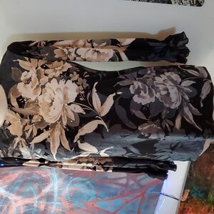 Susan Graver long sleeve blouse